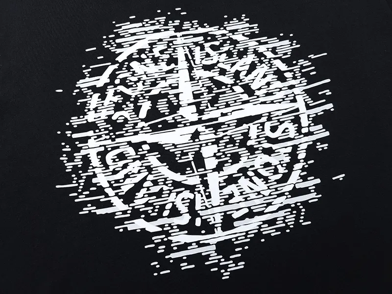 W663#P110💰 [Stone lsland/Stone Island mosaic logo printed short-sleeved T-shirt] ⚠️[Original creation with high control of details] - Made of 230 grams of combed cotton with 32-count double yarn, soft and comfortable to the touch, sweat-absorbent and breathable. - Simple and basic, versatile style, original quality, first choice for couples. - Made in a large factory, four needles and five threads on the shoulder, neatly routed, high quality workmanship. - Same style for men and women, very versatile One piece by hand, the details are clearly visible. Color: Black White Size: M L